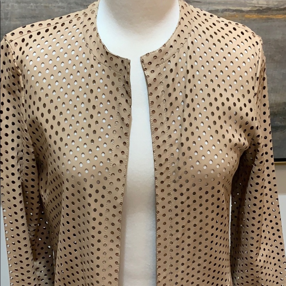 Jacket - Picture 2 of 8